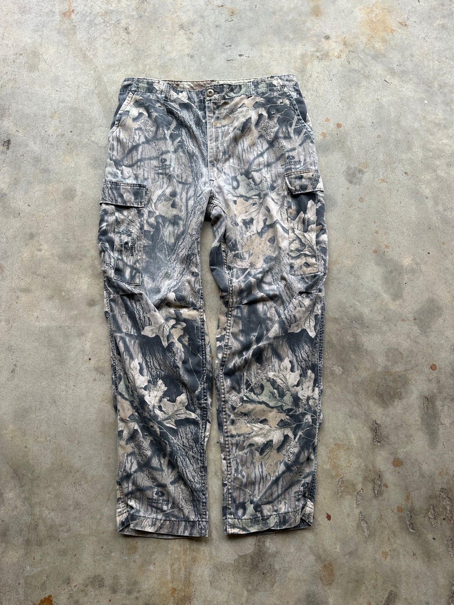 Vintage mossy oak camo pants (34x31)