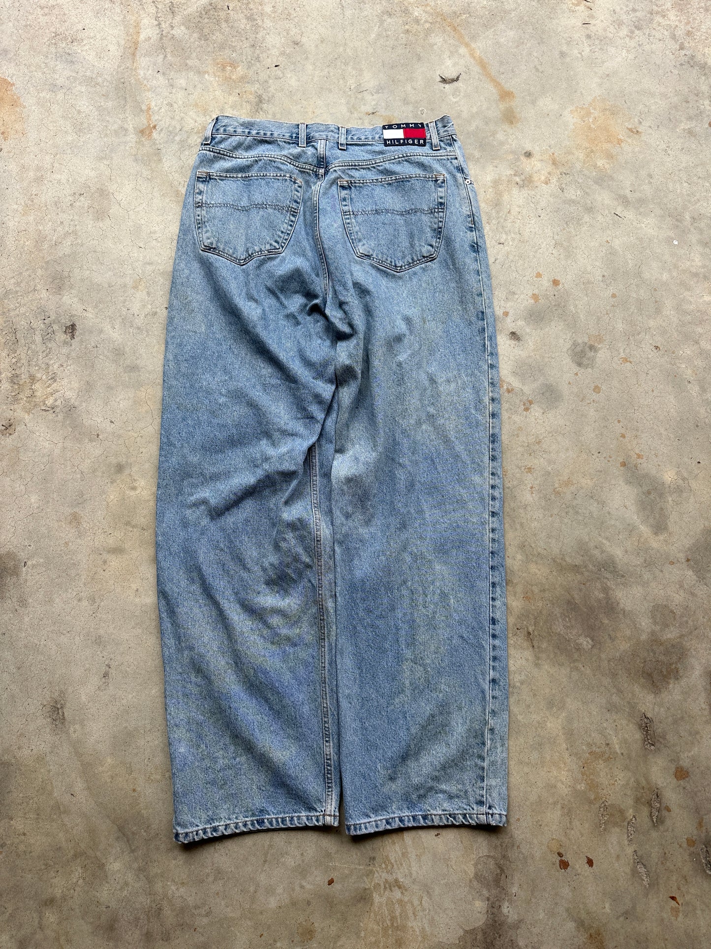 Vintage tommy hilfiger jeans (36x34)